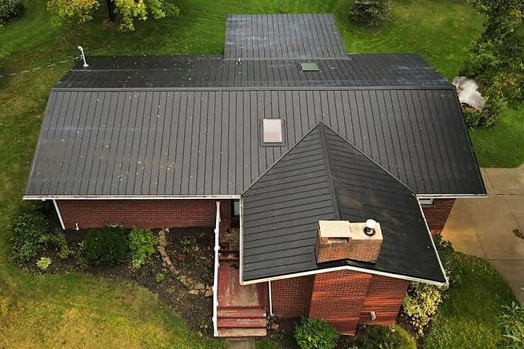 Dark gray Paradise Panel roof on a house