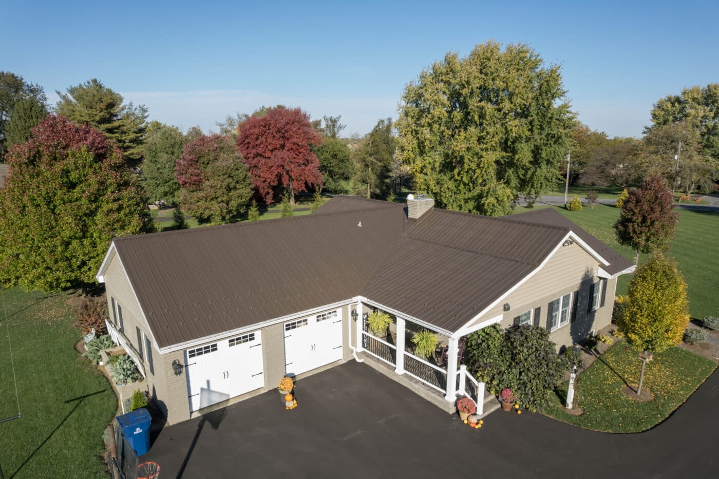 Standing Seam Burnished Slate Crinkle Finish Metal Roofing for Commercial Buildings